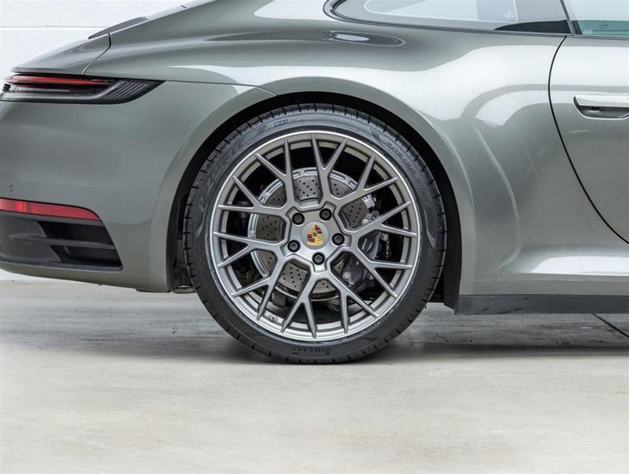 2020 Porsche 911  Photo