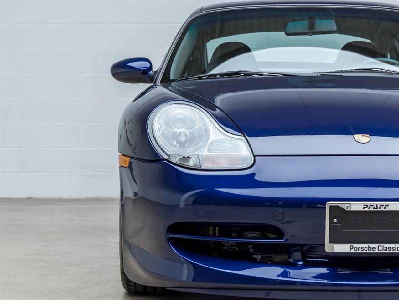 2001 Porsche 911  Photo