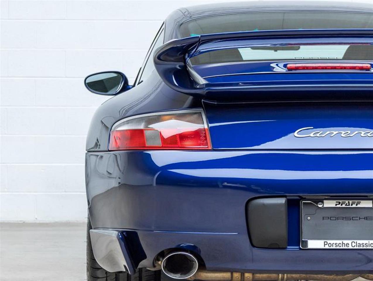 2001 Porsche 911  Photo