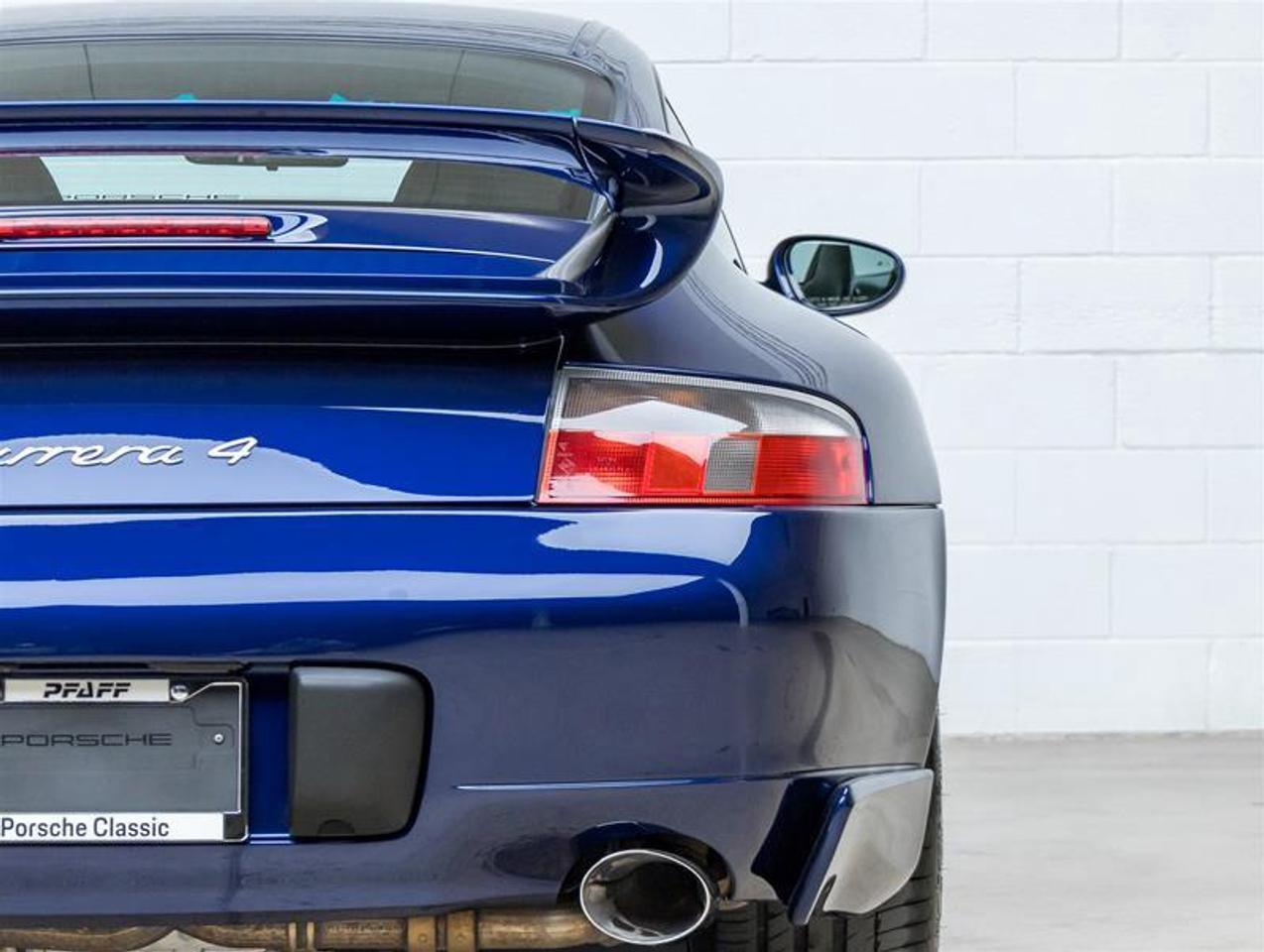 2001 Porsche 911  Photo
