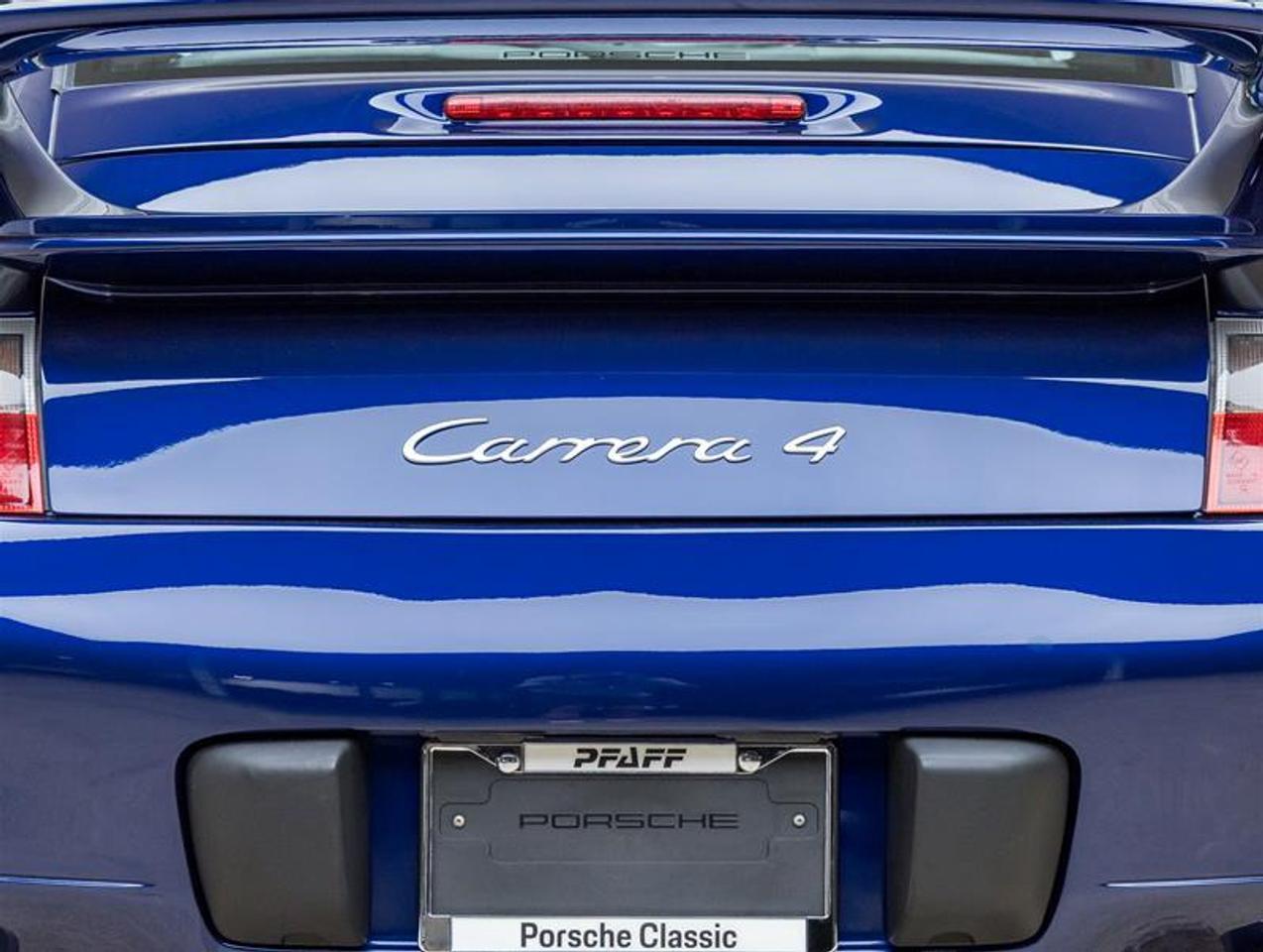 2001 Porsche 911  Photo