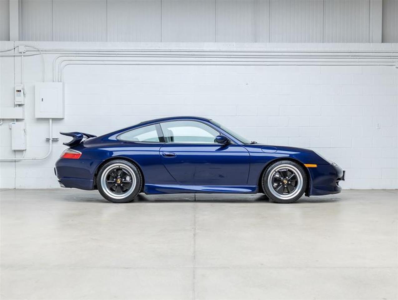 2001 Porsche 911  Photo