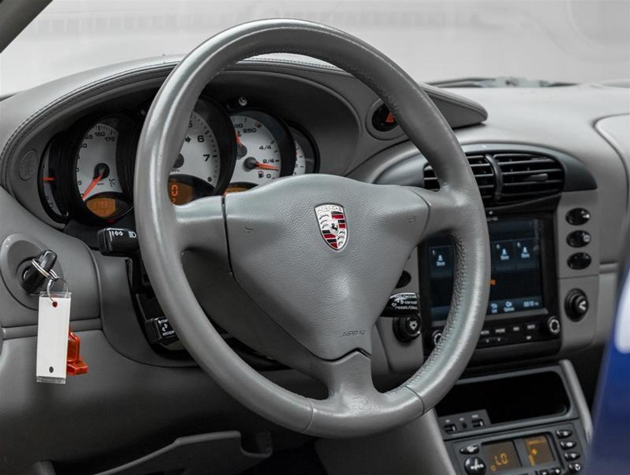 2001 Porsche 911  Photo