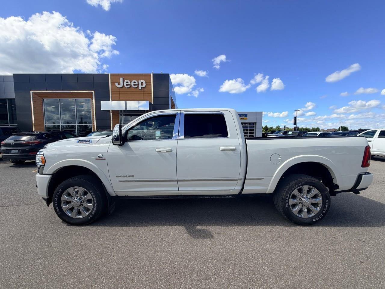 2023 RAM 2500 Limited 4x4 Crew Cab 6'4  Box Photo3