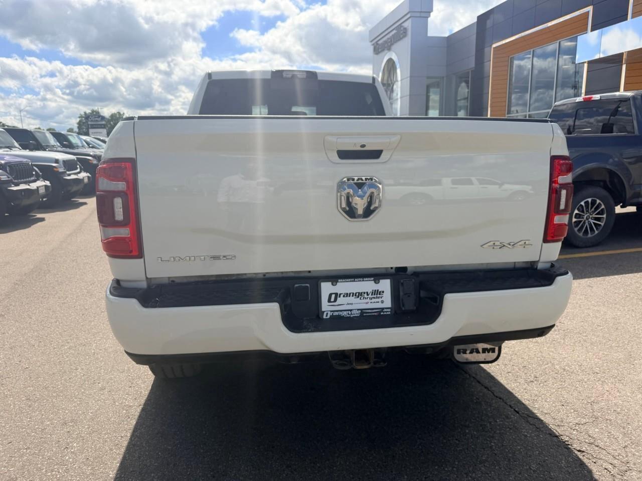 2023 RAM 2500 Limited 4x4 Crew Cab 6'4  Box Photo