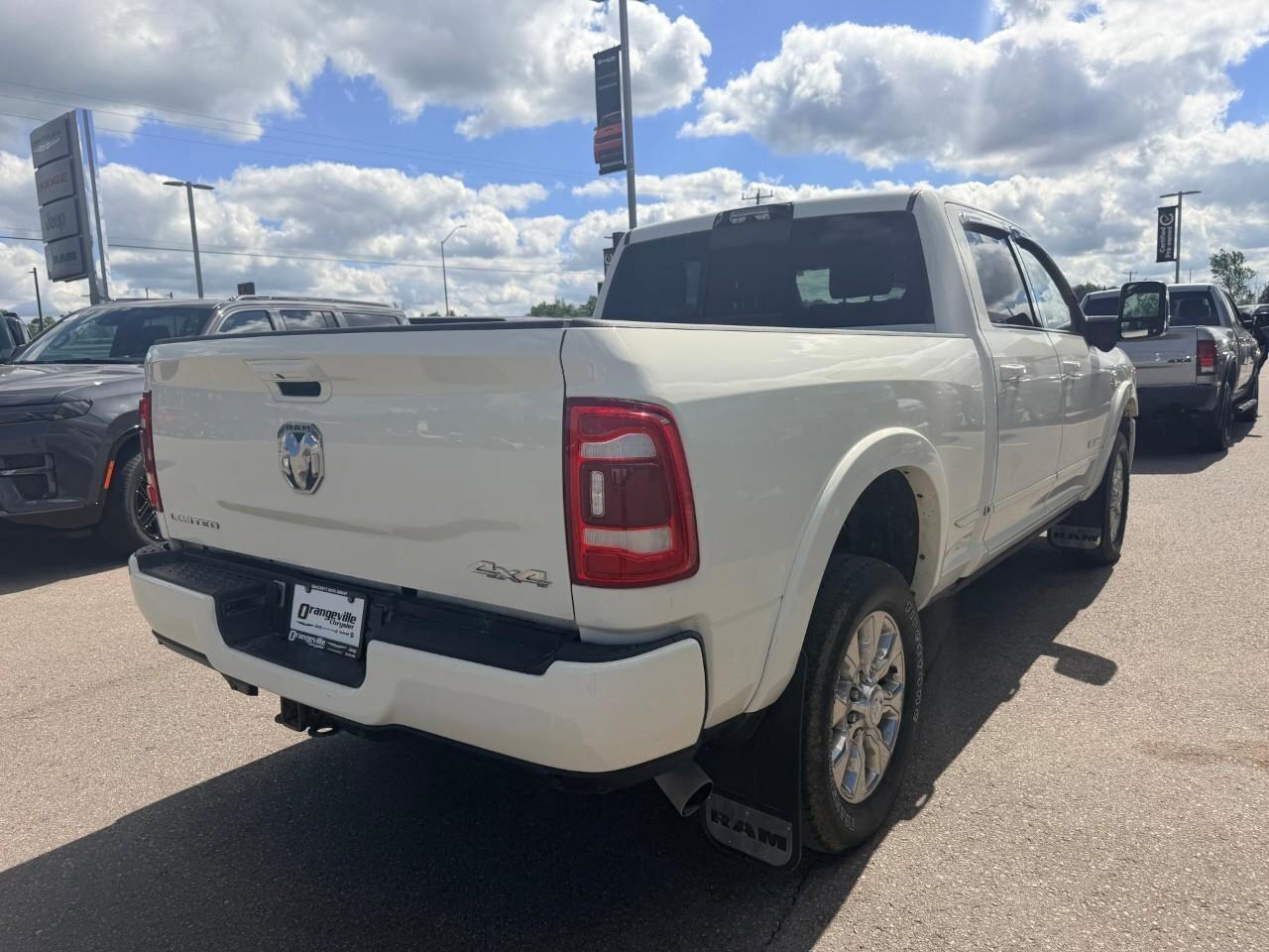 2023 RAM 2500 Limited 4x4 Crew Cab 6'4  Box Photo