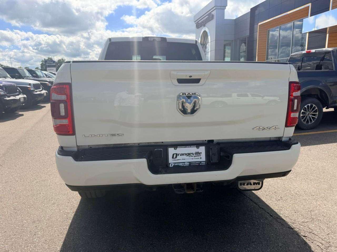 2023 RAM 2500 LIMITED, 6.7L DIESEL V6, 4X4, ALLOYS, HARMAN/KARDON, LEATHER, 1-OWNER, CERTIFIED PREOWNED! Photo