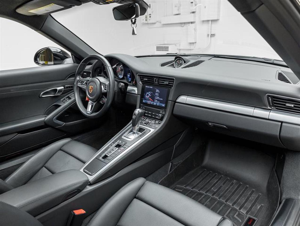 2017 Porsche 911  Photo