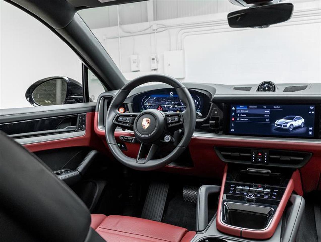 2025 Porsche Cayenne  Photo