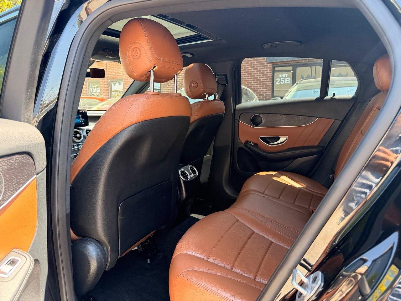 2021 Mercedes-Benz GLC-Class GLC 300 4MATIC Coupe Photo