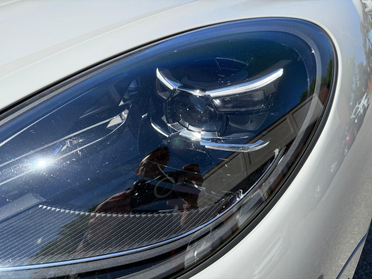 2023 Porsche Macan AWD, PREMIUM PLUS PKG, ACTIVE CRUISE CONTROL Photo