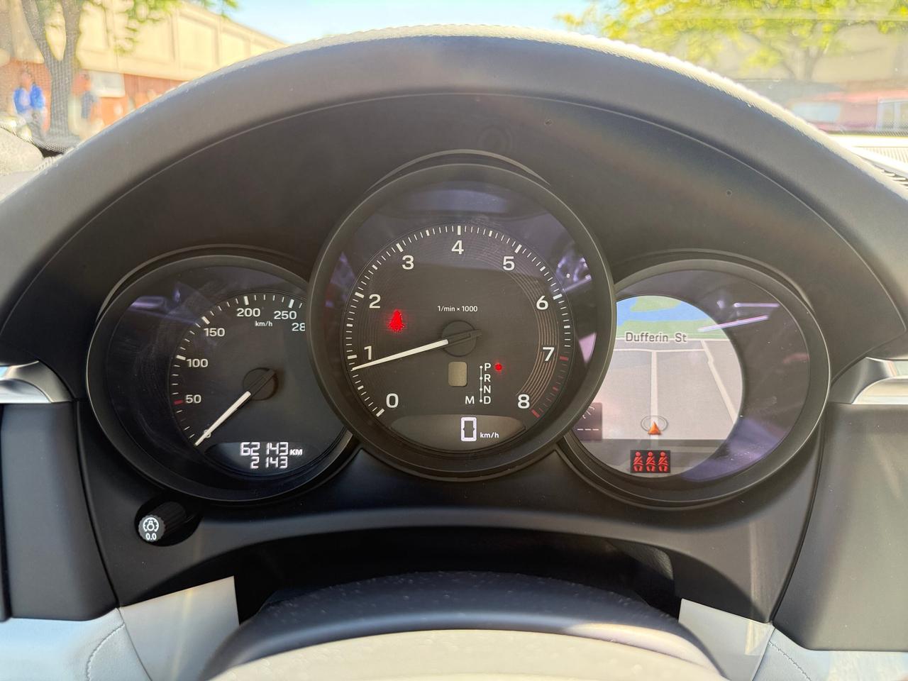 2023 Porsche Macan AWD, PREMIUM PLUS PKG, ACTIVE CRUISE CONTROL Photo