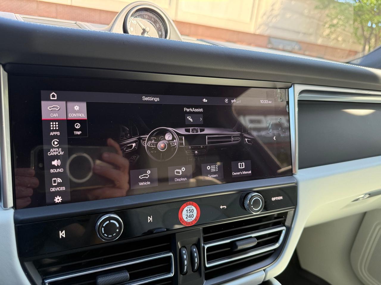 2023 Porsche Macan AWD, PREMIUM PLUS PKG, ACTIVE CRUISE CONTROL Photo