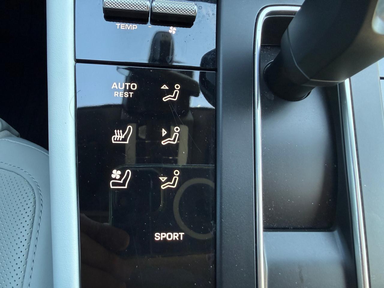 2023 Porsche Macan AWD, PREMIUM PLUS PKG, ACTIVE CRUISE CONTROL Photo