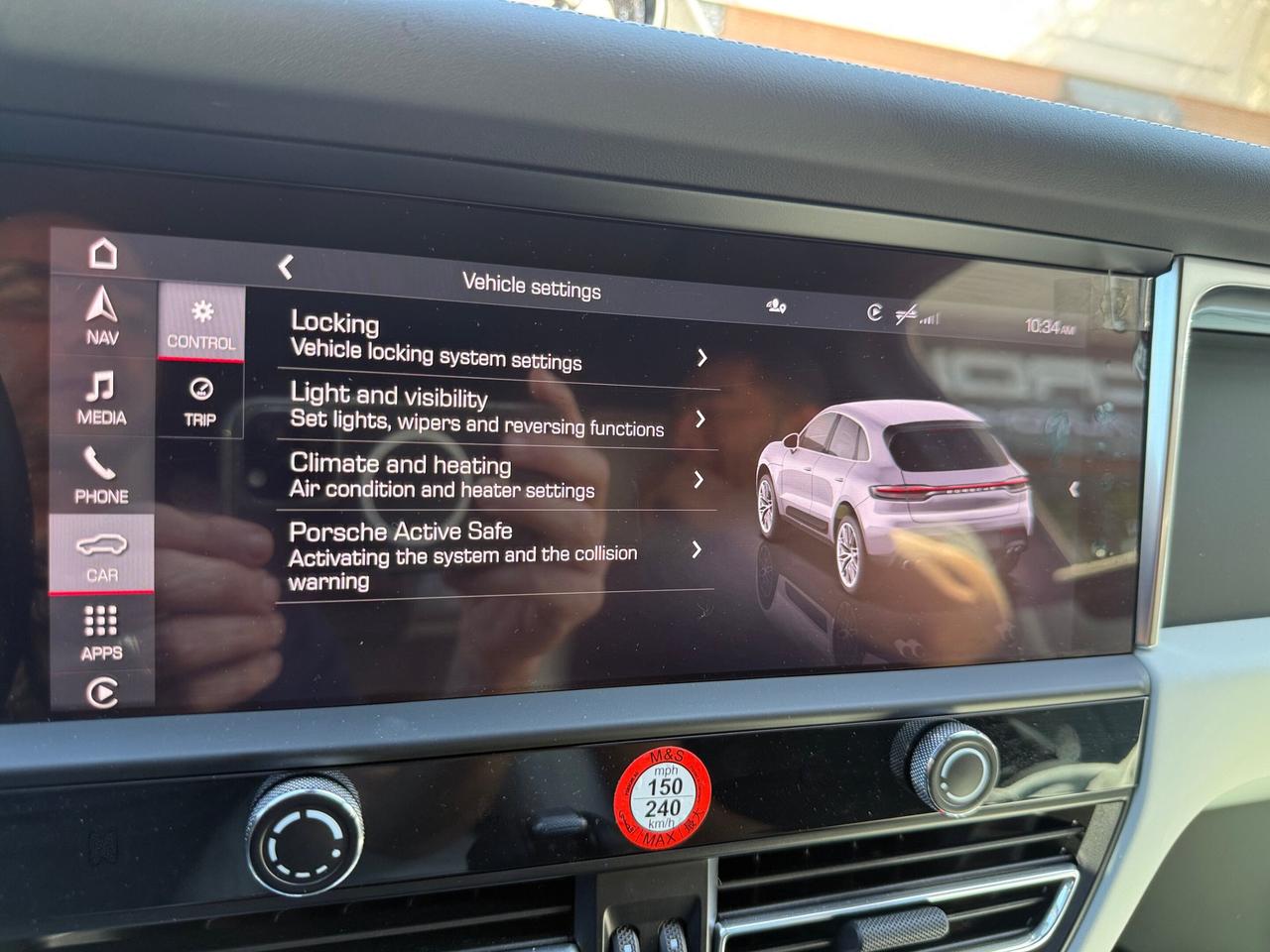 2023 Porsche Macan AWD, PREMIUM PLUS PKG, ACTIVE CRUISE CONTROL Photo