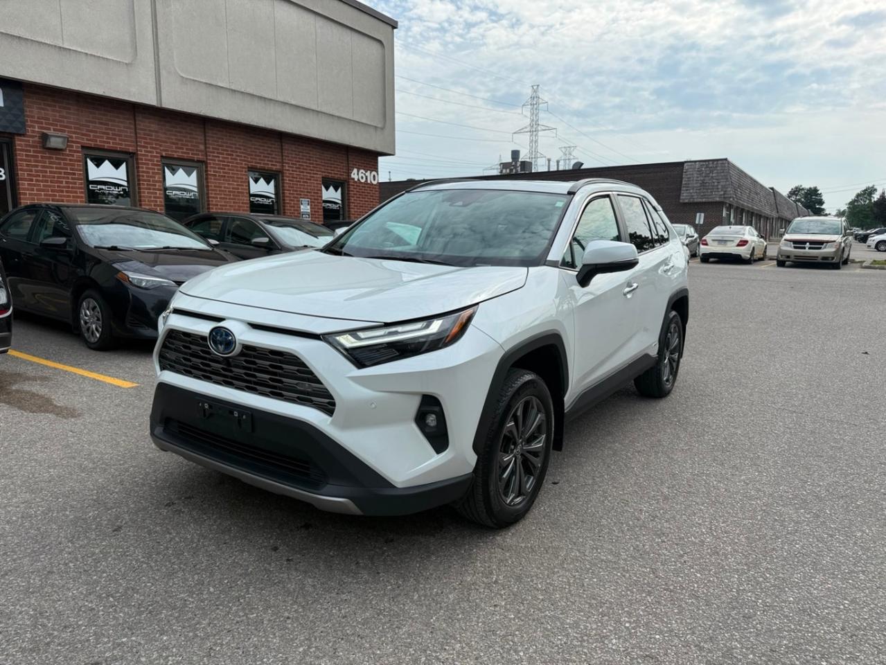 2024 Toyota RAV4 Hybrid Limited AWD Photo0