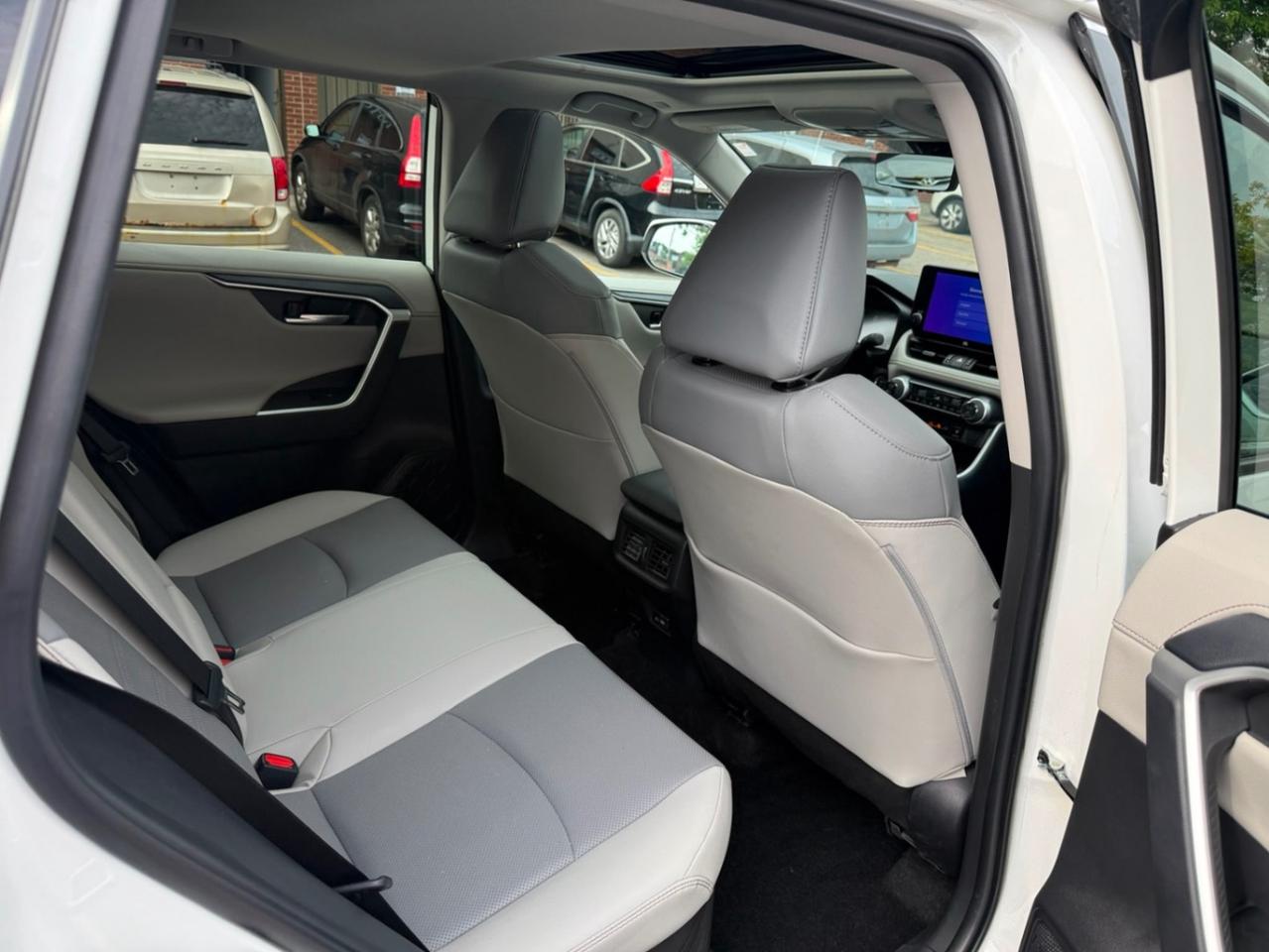 2024 Toyota RAV4 Hybrid Limited AWD Photo