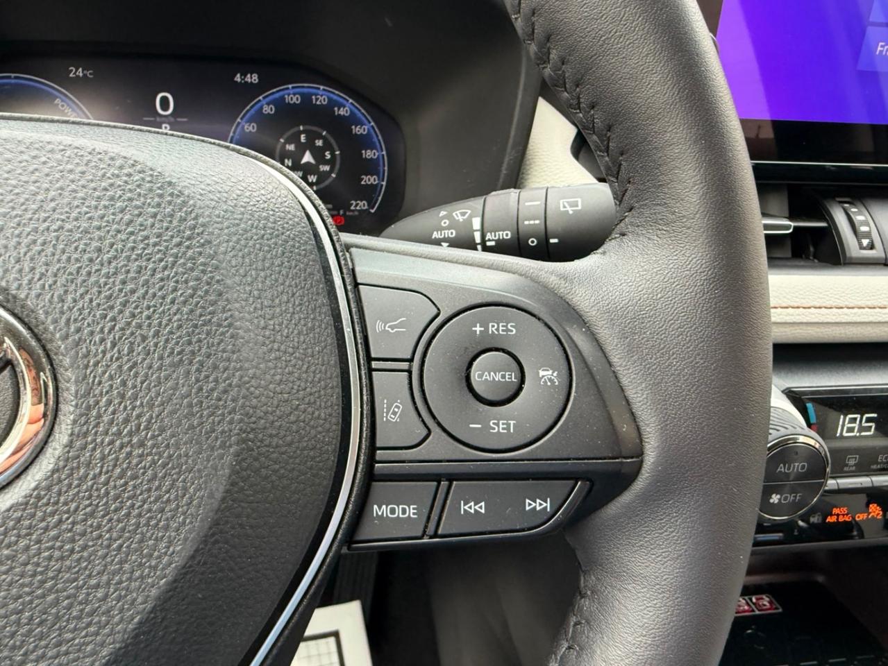 2024 Toyota RAV4 Hybrid Limited AWD Photo