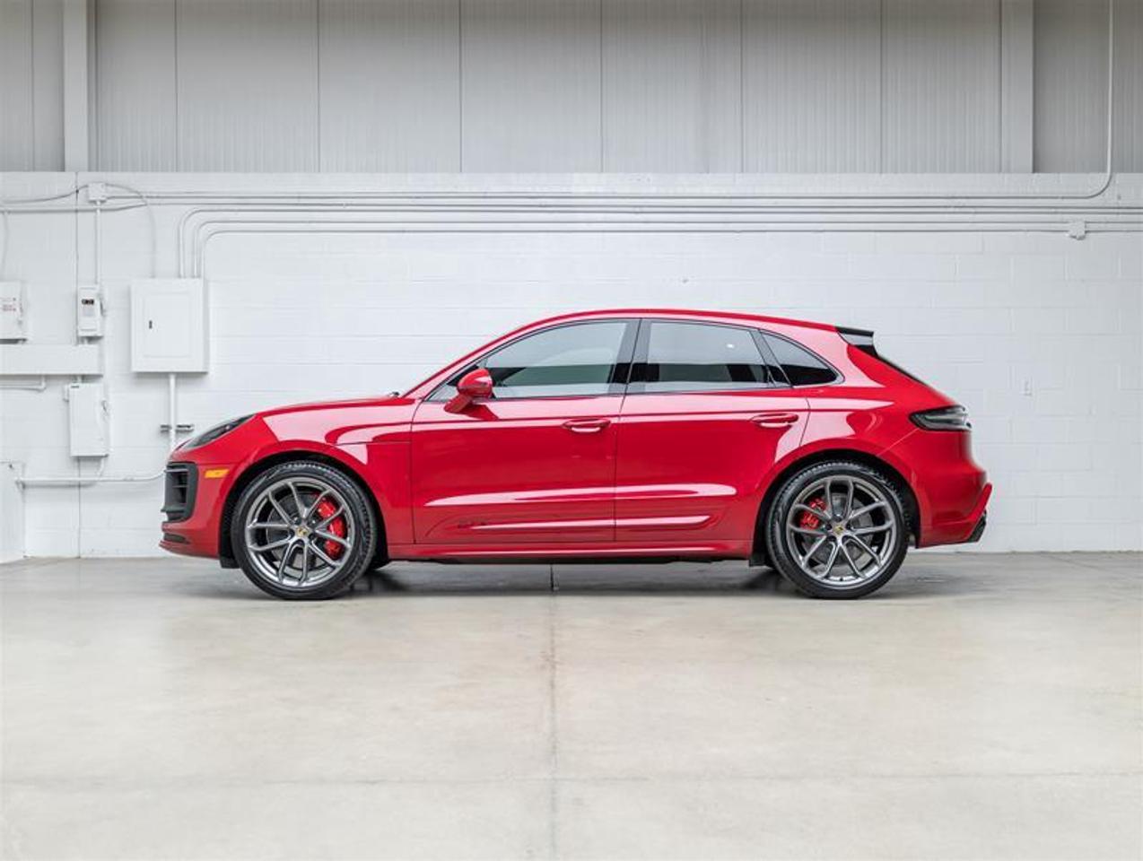 2024 Porsche Macan  Photo4