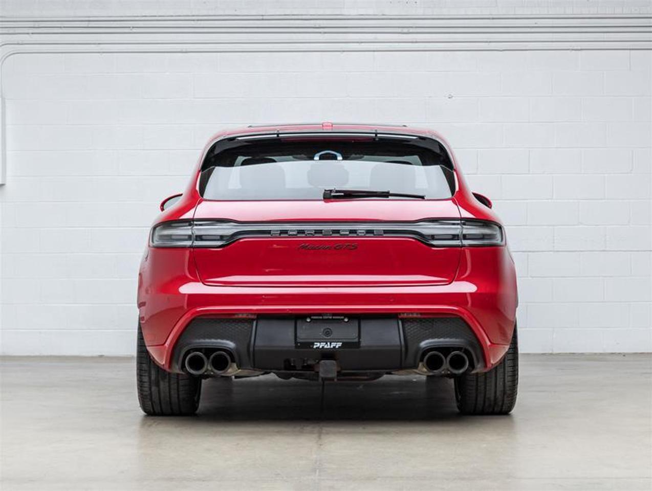 2024 Porsche Macan  Photo