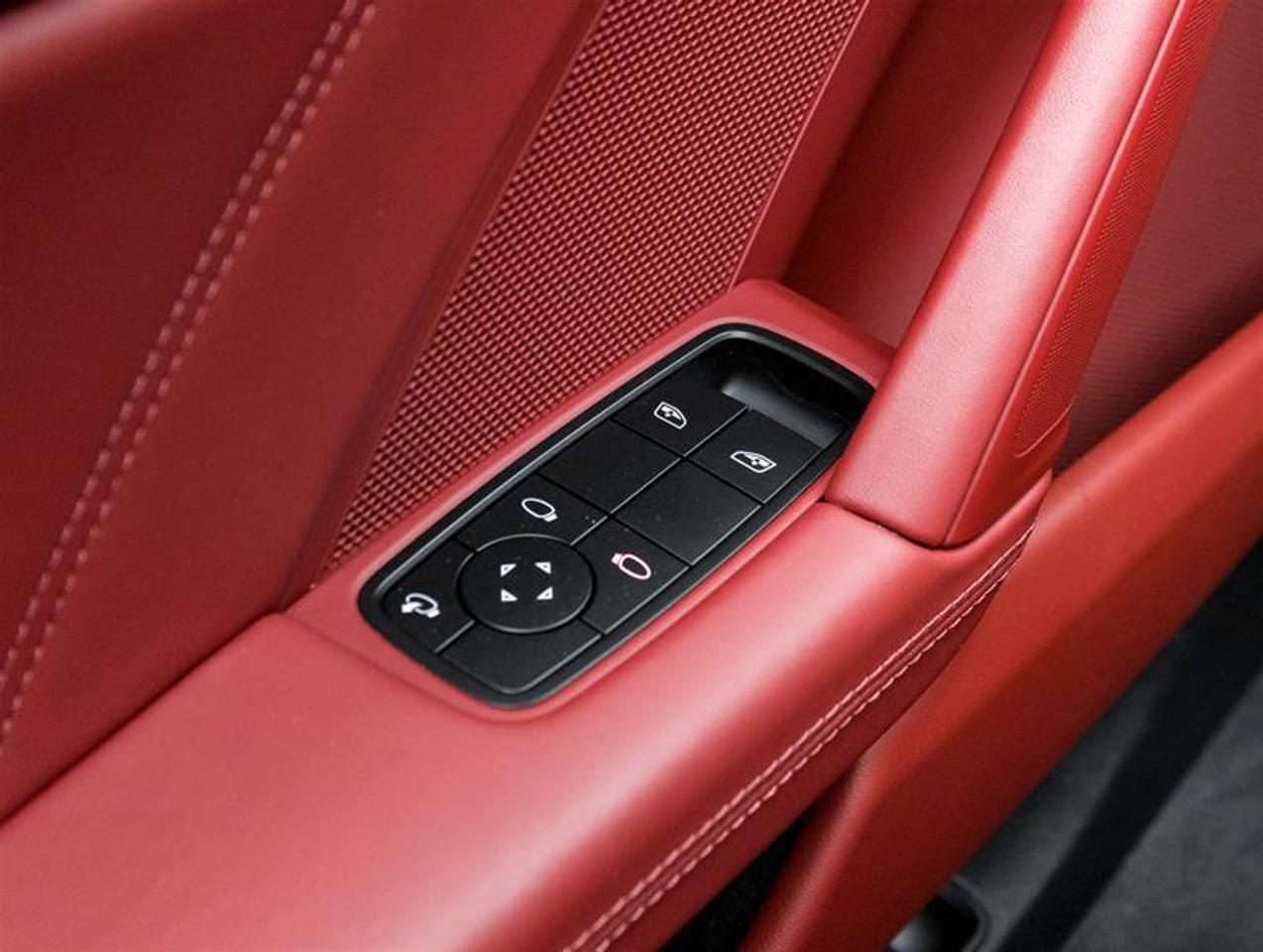 2024 Porsche 911  Photo
