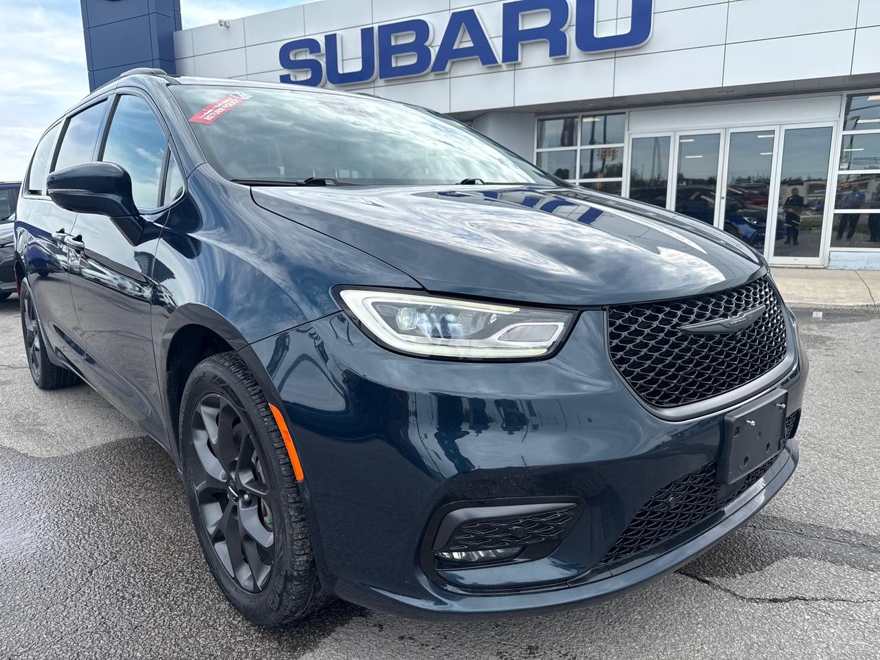 2022 Chrysler Pacifica Touring L All-Wheel Drive Passenger Van Photo