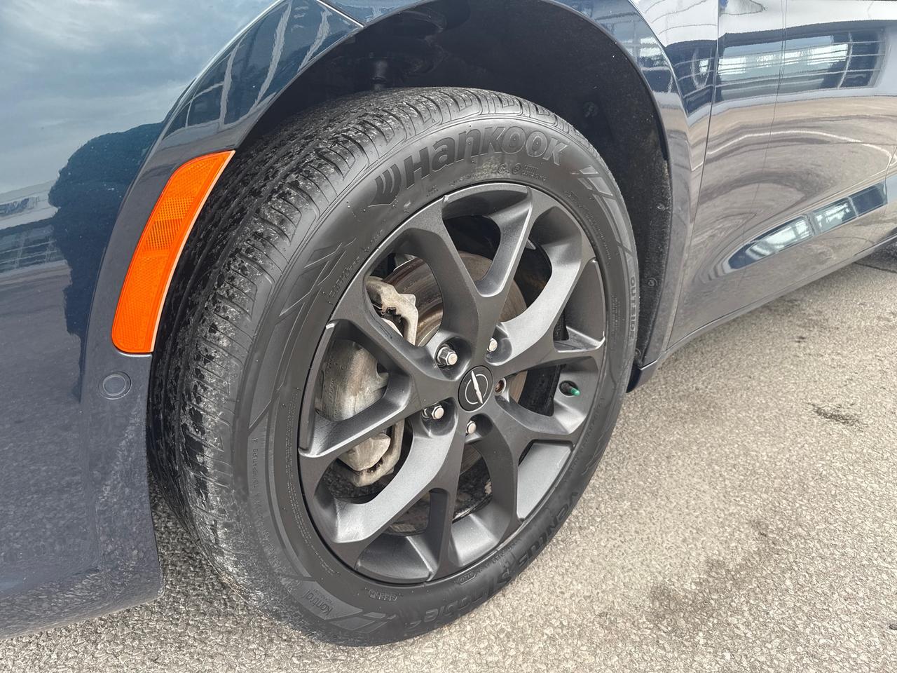 2022 Chrysler Pacifica Touring L All-Wheel Drive Passenger Van Photo
