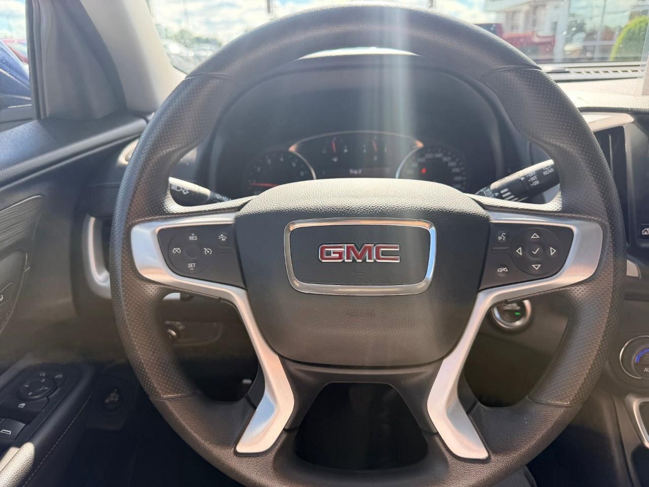 2022 GMC Terrain SLESLE, 1.5L 4-CYL, AWD, ALLOYS, CLOTH, 1-OWNER, C Photo