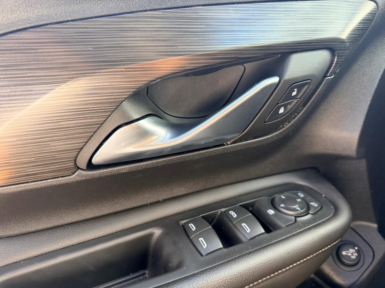 2022 GMC Terrain SLESLE, 1.5L 4-CYL, AWD, ALLOYS, CLOTH, 1-OWNER, C Photo