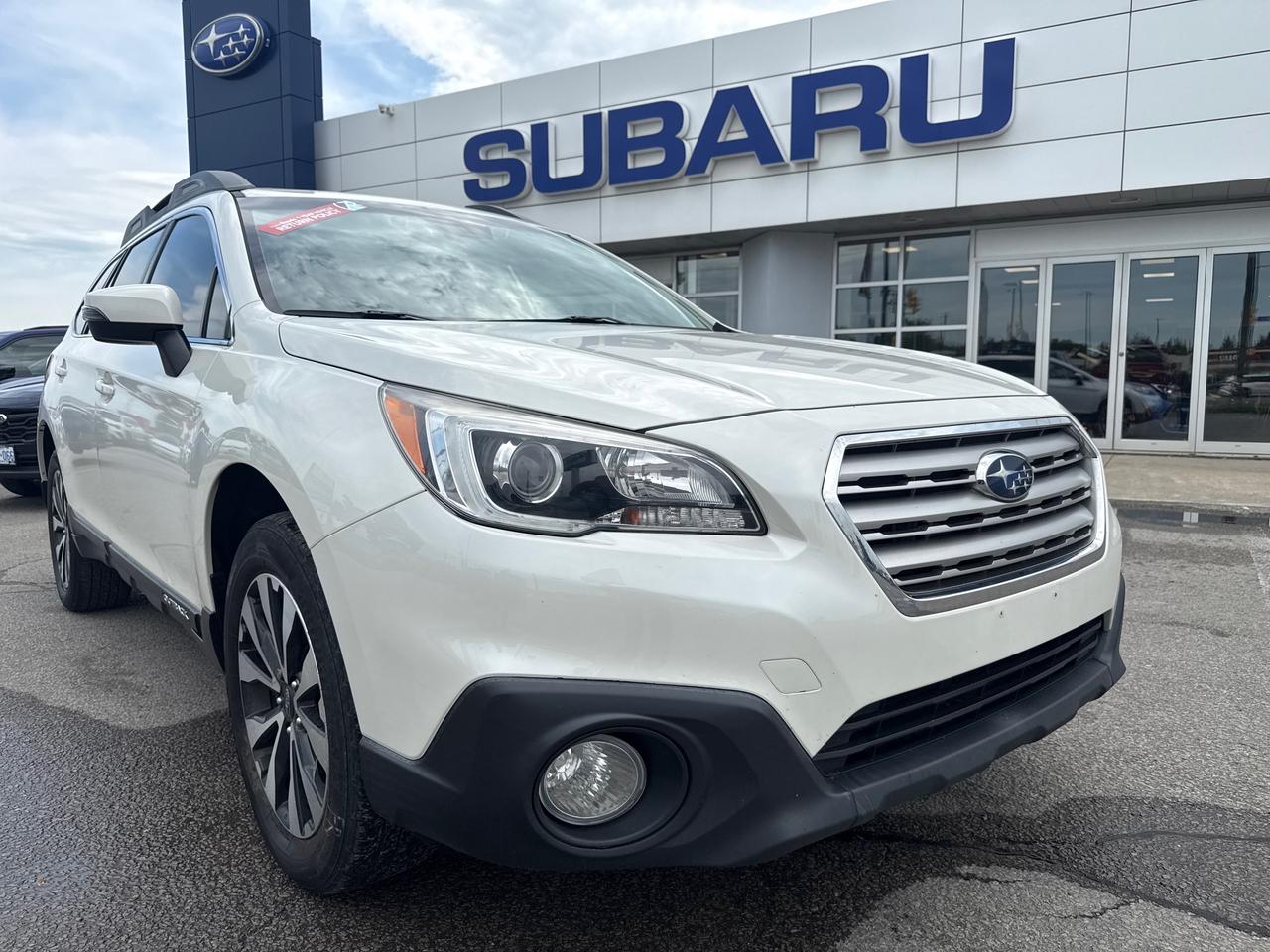 2017 Subaru Outback 2.5i Limited w/Technology Package (CVT) 4dr All-wheel Drive Wagon Photo
