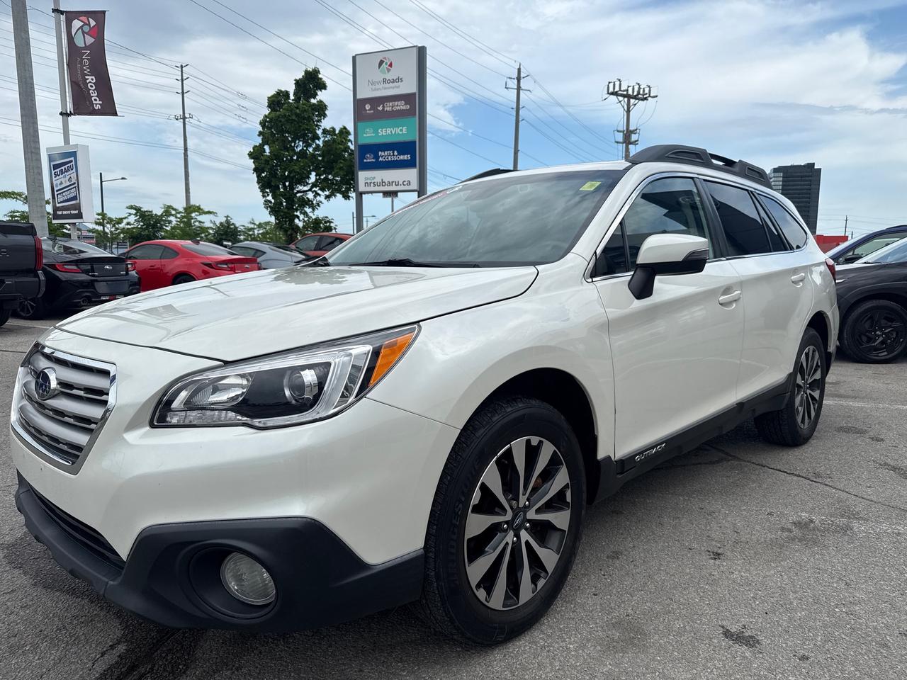 2017 Subaru Outback 2.5i Limited w/Technology Package (CVT) 4dr All-wheel Drive Wagon Photo