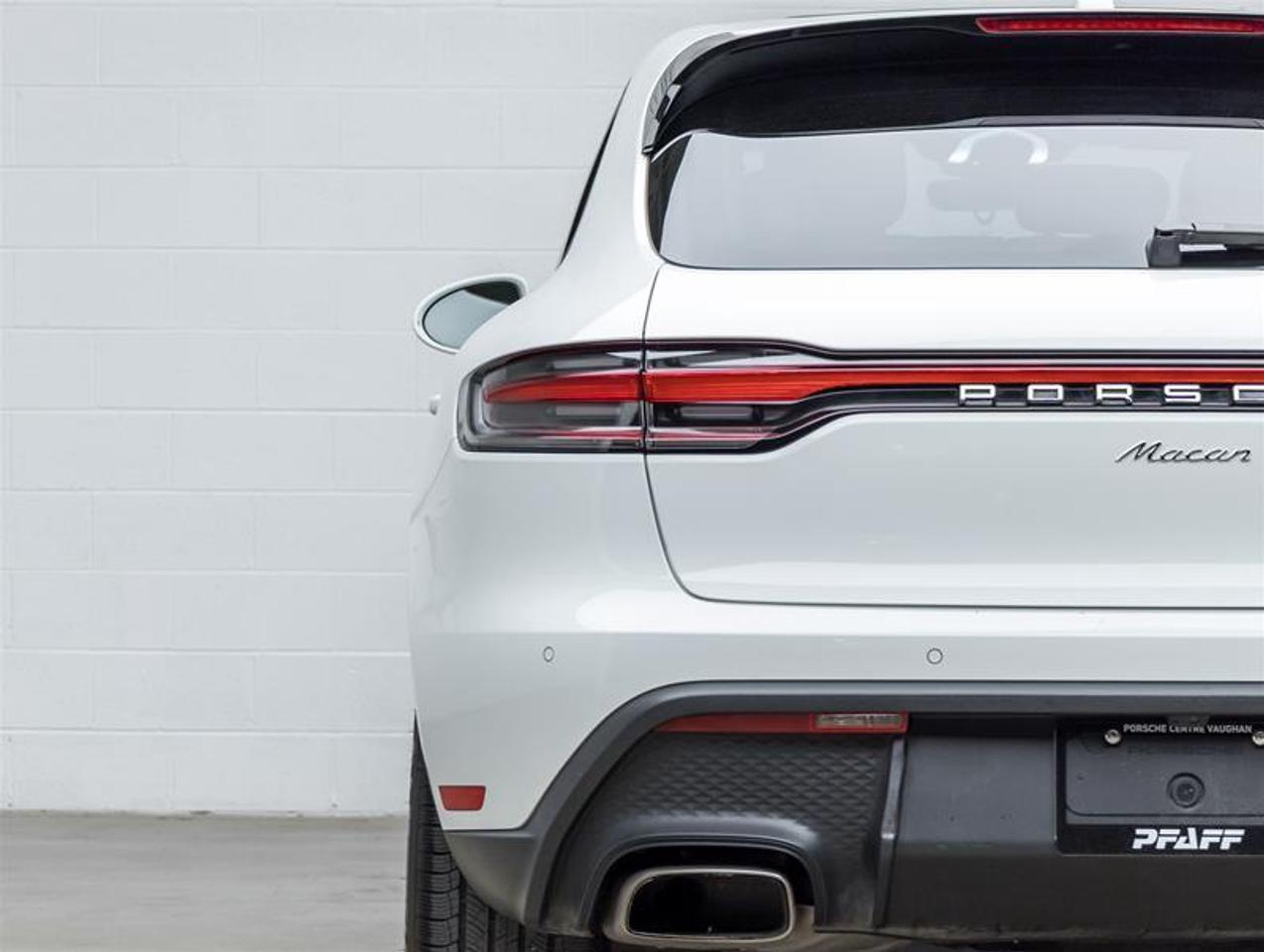 2023 Porsche Macan  Photo