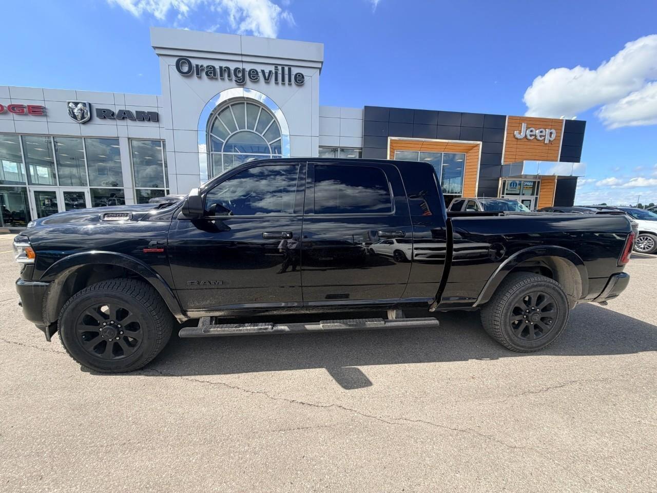 2019 RAM 2500 Laramie 4x4 Mega Cab 6'4  Box Photo3