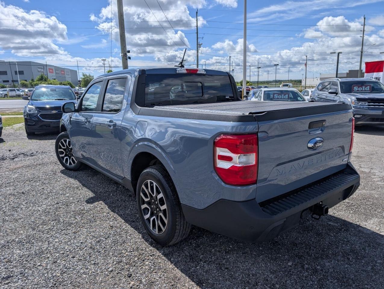 2024 Ford Maverick Lariat  LEATHER SUNROOF CAMERA HTD SEATS Photo