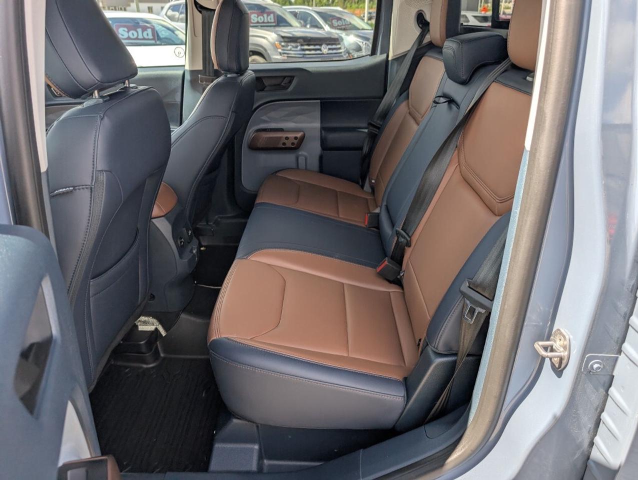 2024 Ford Maverick Lariat  LEATHER SUNROOF CAMERA HTD SEATS Photo