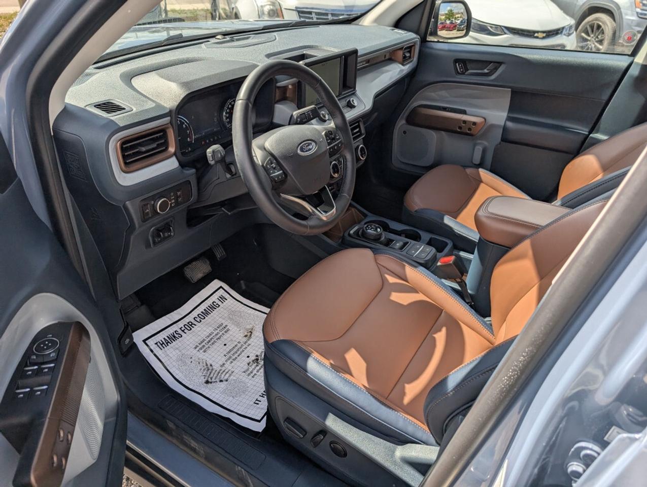 2024 Ford Maverick Lariat  LEATHER SUNROOF CAMERA HTD SEATS Photo