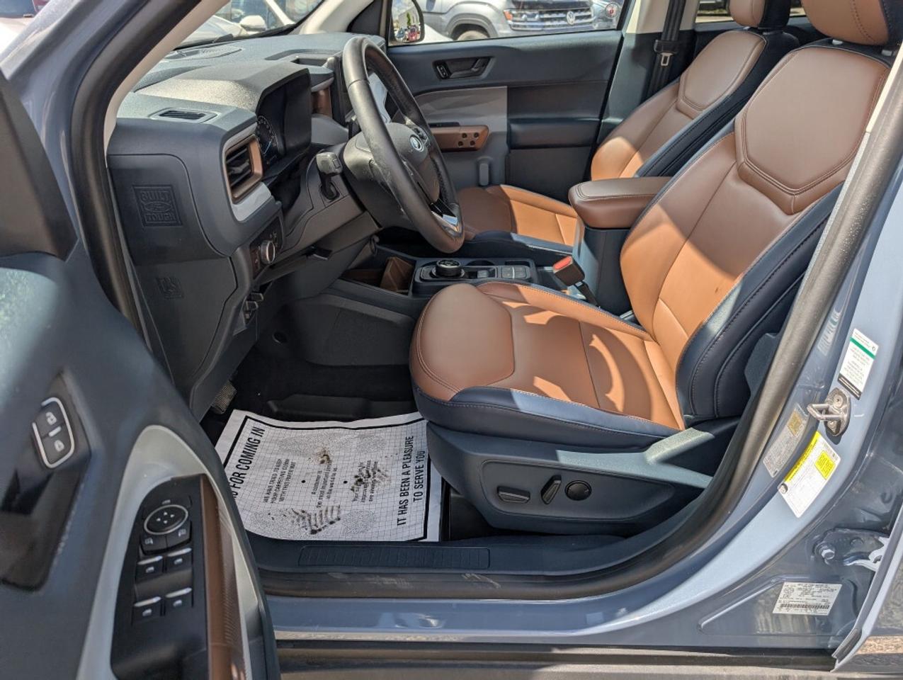 2024 Ford Maverick Lariat  LEATHER SUNROOF CAMERA HTD SEATS Photo