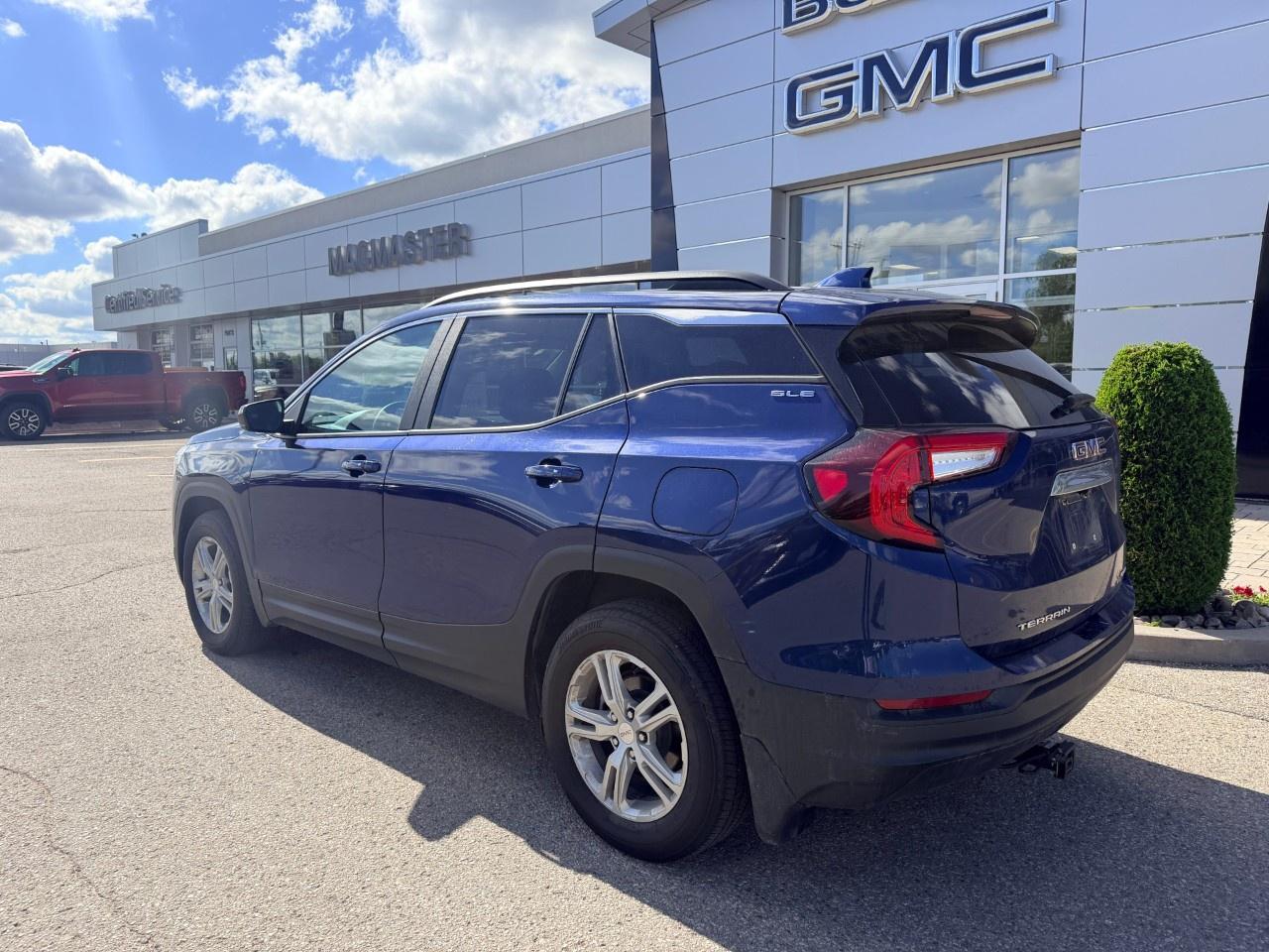2022 GMC Terrain AWD SLE Photo