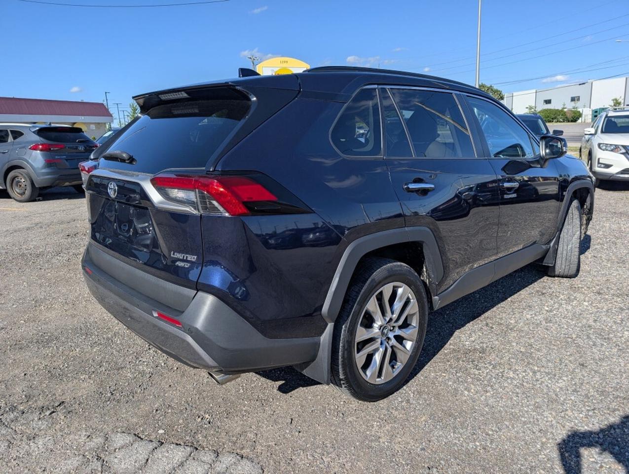 2019 Toyota RAV4 LIMITED AWD   NAV   LEATHER   SUNROOF   CAMERA Photo