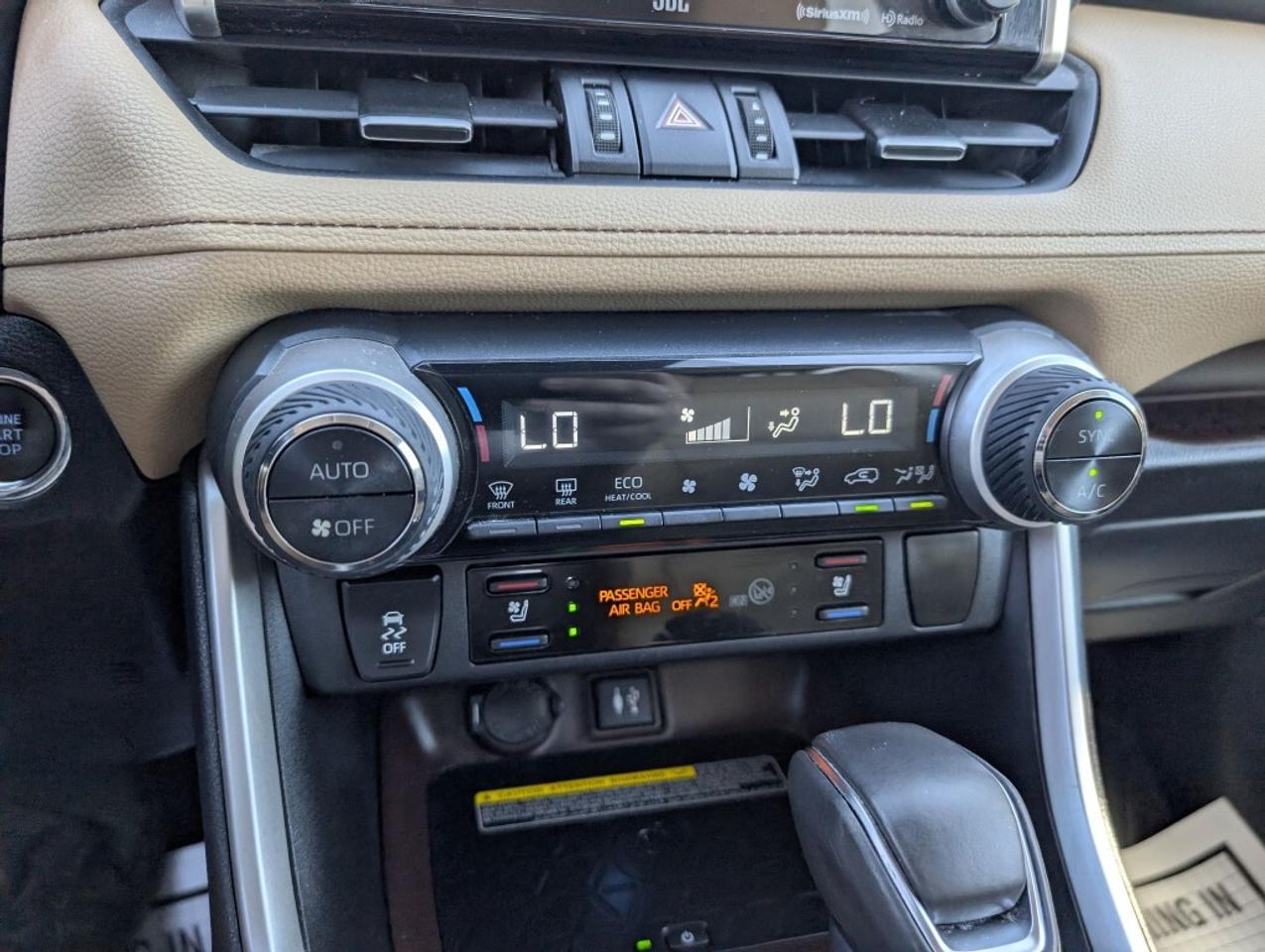 2019 Toyota RAV4 LIMITED AWD   NAV   LEATHER   SUNROOF   CAMERA Photo