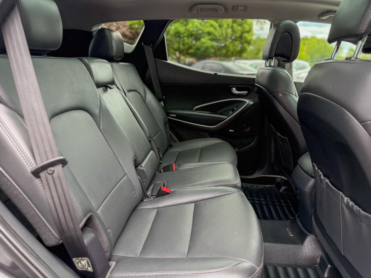 2018 Hyundai Santa Fe Ultimate/BSM/NAVI/ACC/PANO/CAMERA/AWD/LANE ASSIST Photo