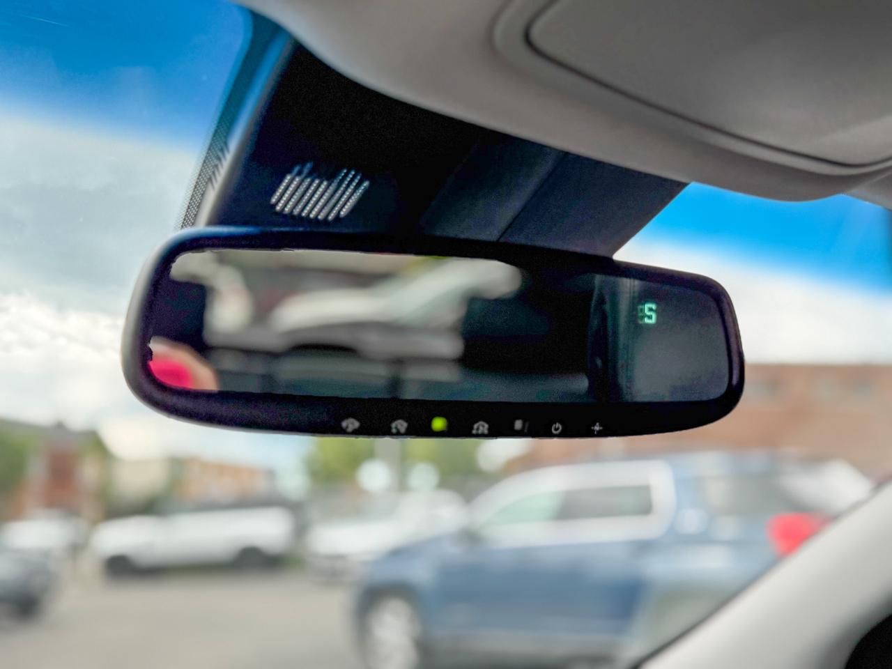 2018 Hyundai Santa Fe Ultimate/BSM/NAVI/ACC/PANO/CAMERA/AWD/LANE ASSIST Photo