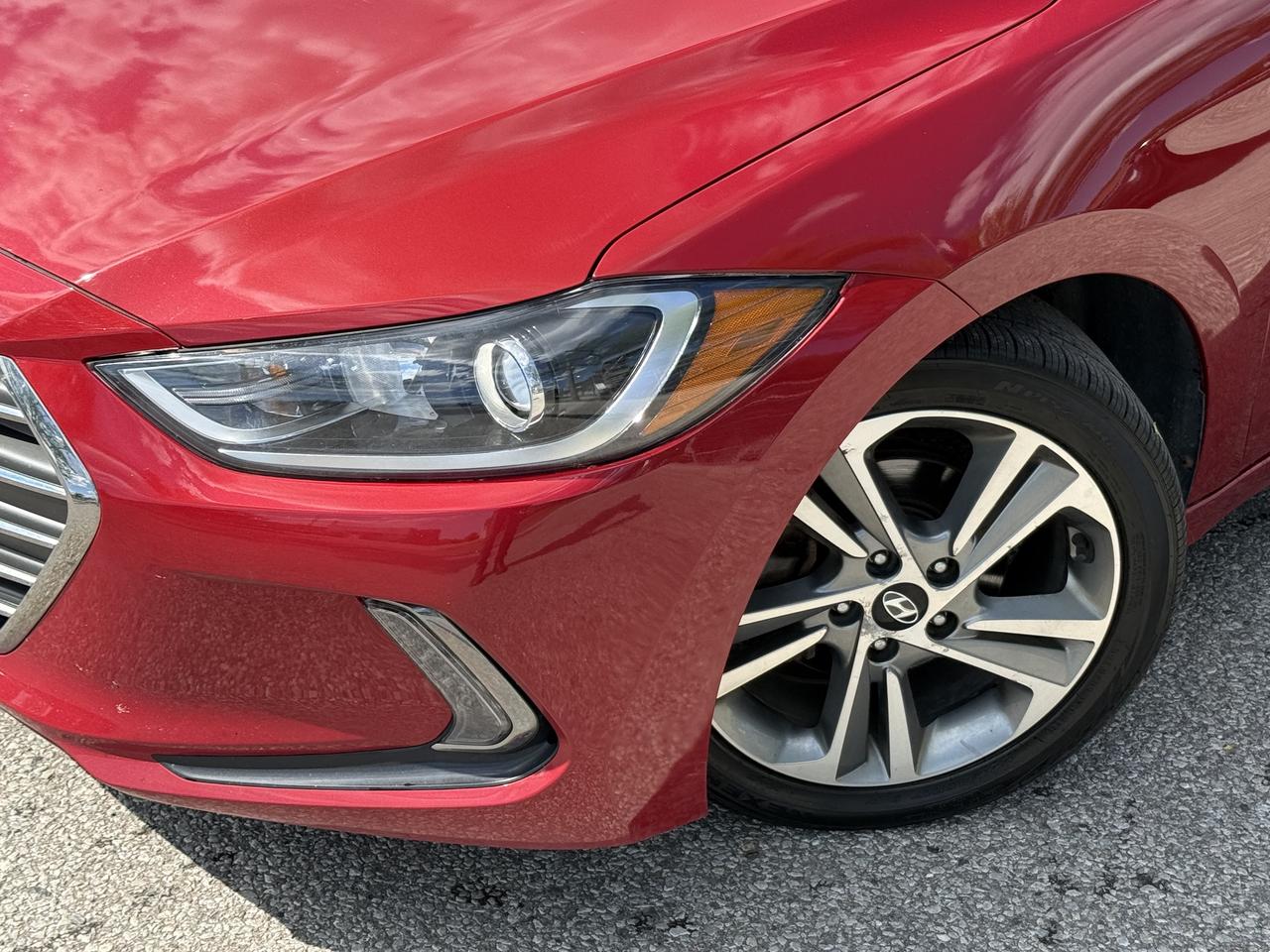 2017 Hyundai Elantra Limited l FWD l 2.0L l 4Cyl l Fully Loaded l 4Cyl Photo