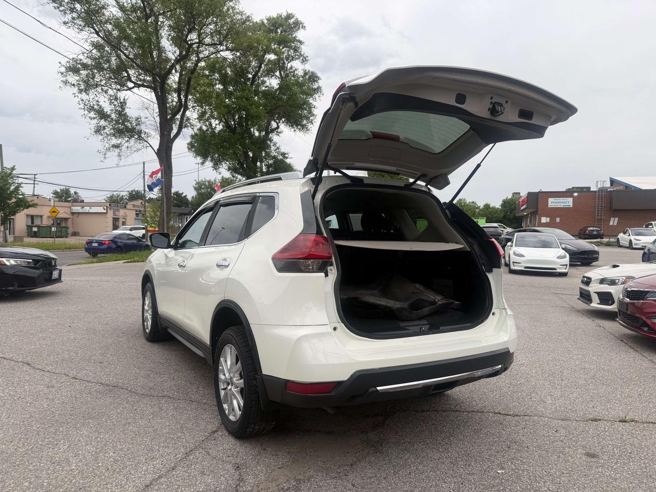 2020 Nissan Rogue S l AWD l 2.5L l 4Cyl l RCam l CarPlay l Eco l Photo