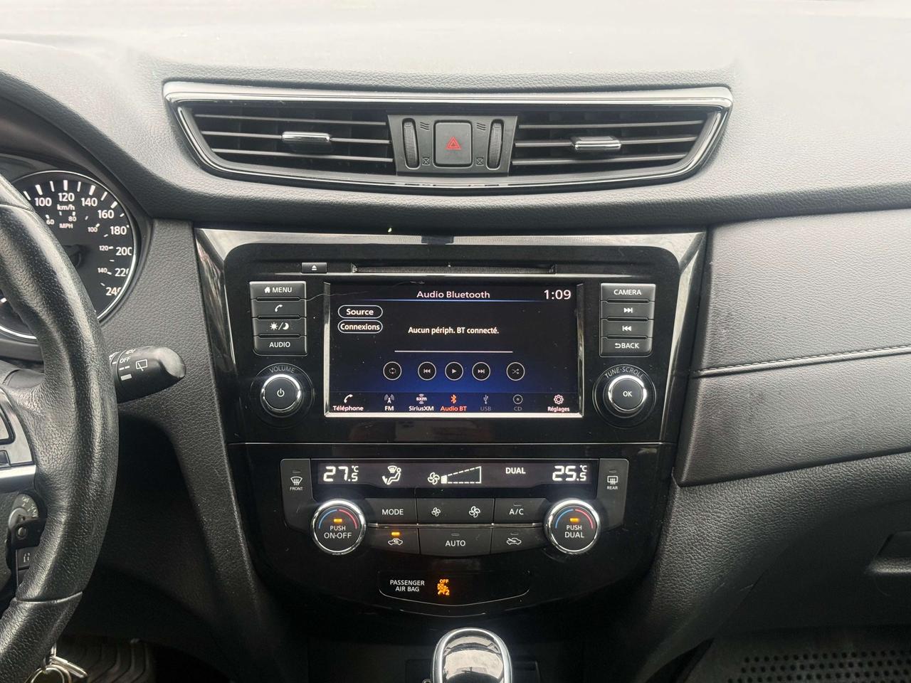 2020 Nissan Rogue S l AWD l 2.5L l 4Cyl l RCam l CarPlay l Eco l Photo