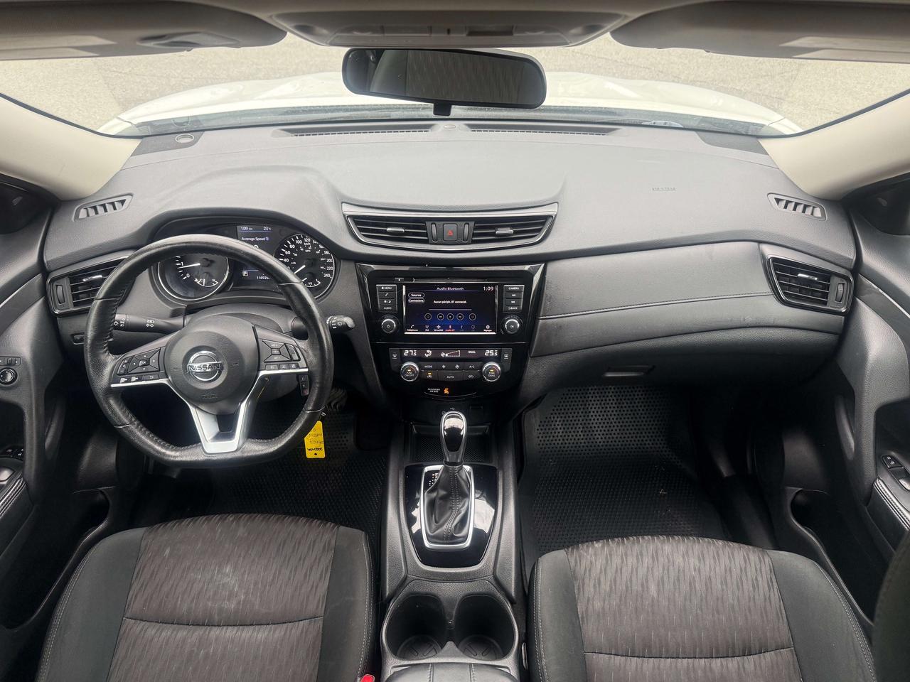 2020 Nissan Rogue S l AWD l 2.5L l 4Cyl l RCam l CarPlay l Eco l Photo