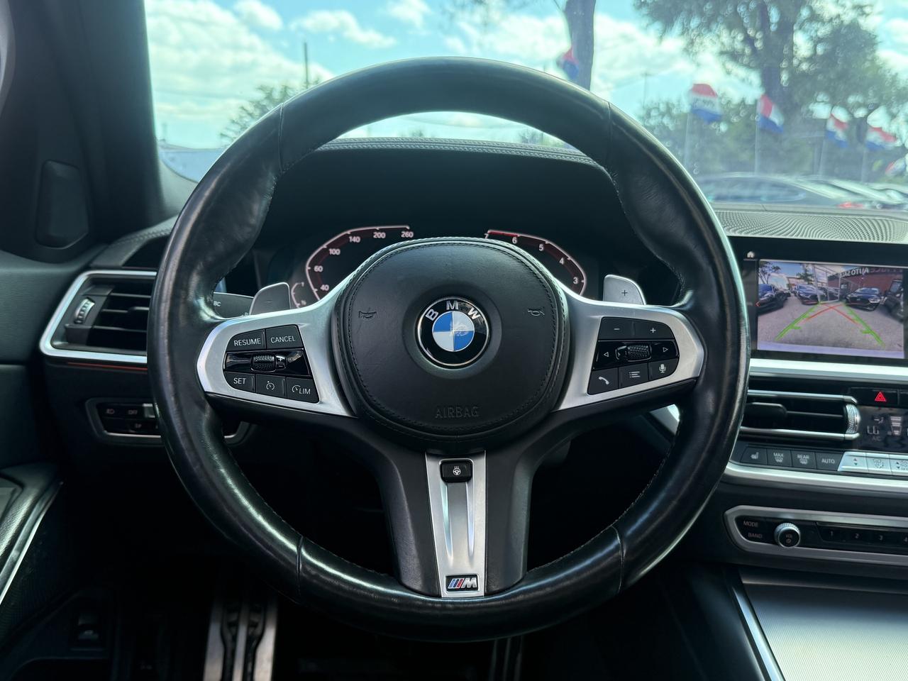 2022 BMW 330i xDrive M-Sport l xDrive l 2.0L l 4Cyl l 255HP l BSM l LDW Photo