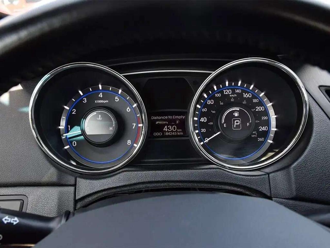 2014 Hyundai Sonata SE ~Moonroof ~Heated Leather ~Bluetooth ~Camera Photo