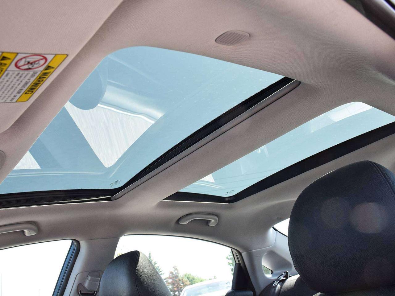 2014 Hyundai Sonata SE ~Moonroof ~Heated Leather ~Bluetooth ~Camera Photo