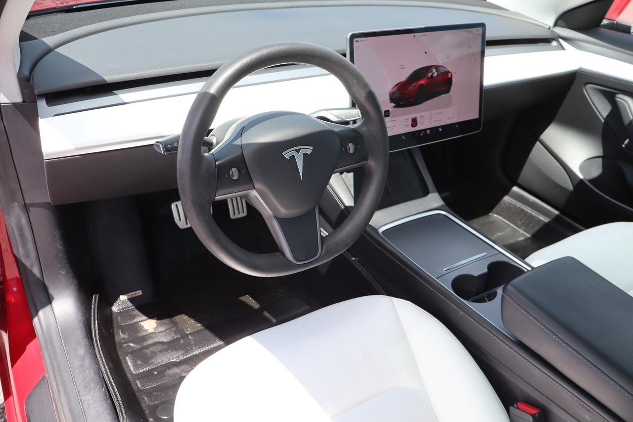 2022 Tesla Model 3 Performance   No Accident   White Interior Photo